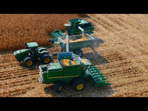 A Week In The Life Of A Farmer During Corn Harvest (Ep. 46)