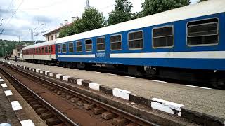 пв  40125 заминава от жп гара Трявна с локомотив 44 205