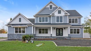 34 Calumet Dr, Dix Hills, NY