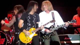 Thin Lizzy - The Boys Are Back In Town - Live 2011