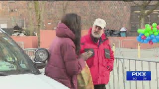 Community helps victims of Bronx fire