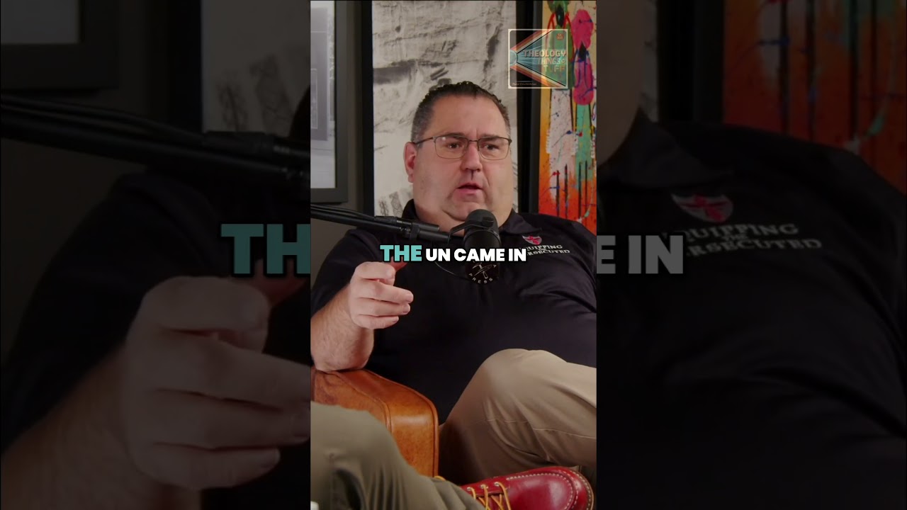 USAID отправило мусорные баки в голодающую деревню 😳