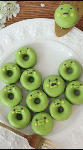 くちぱっちのミニドーナツ作りました🍩#たまごっち #くちぱっち #ドーナツ#おやつ #お菓子作り