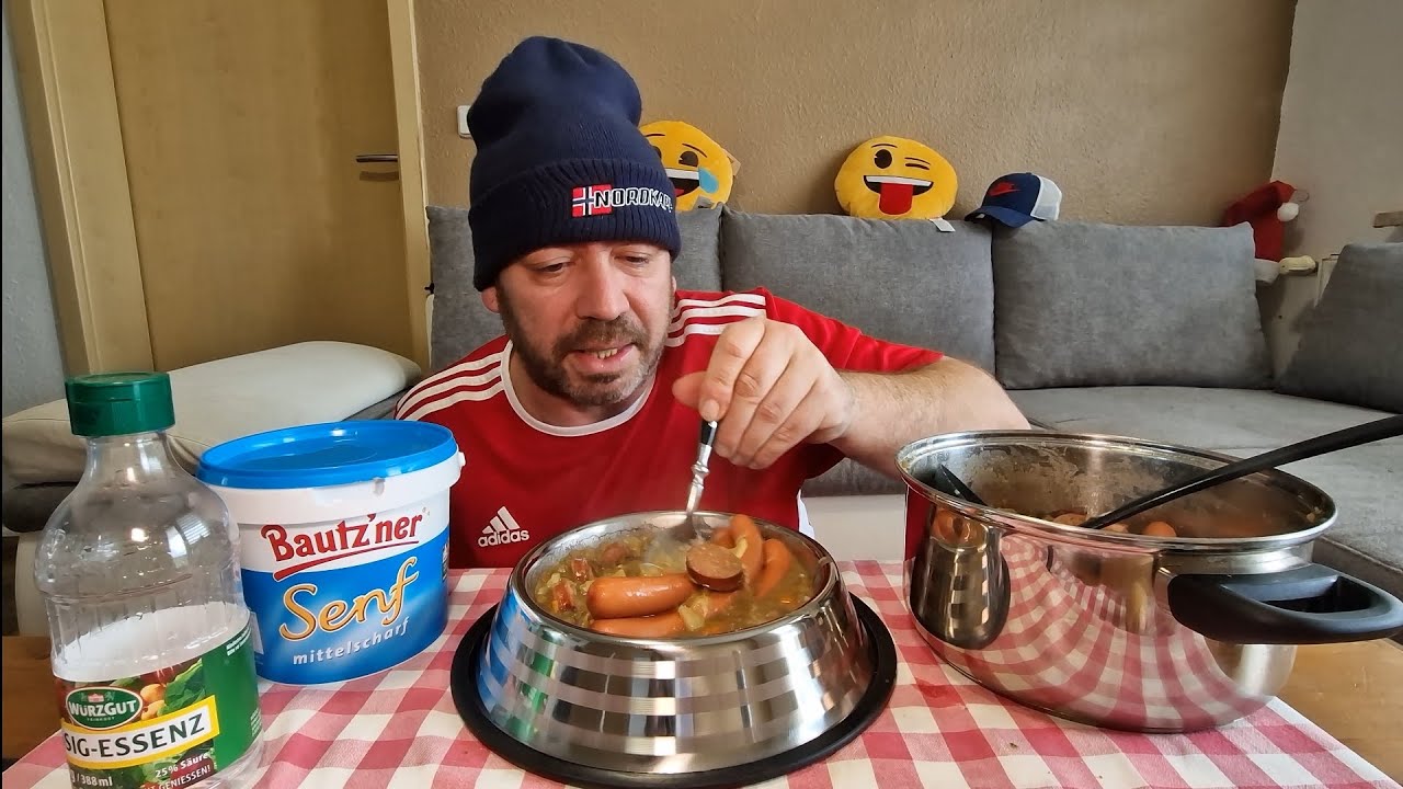 Linsensuppe mit Würstchen & Knacker /Ich esse aus einem Hundenapf/