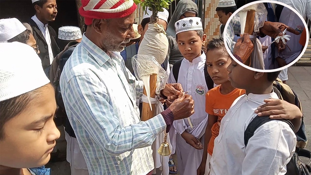 Amazing Soft Kotkoti Making | Beautiful Flower Design Street Candy in Bangladesh