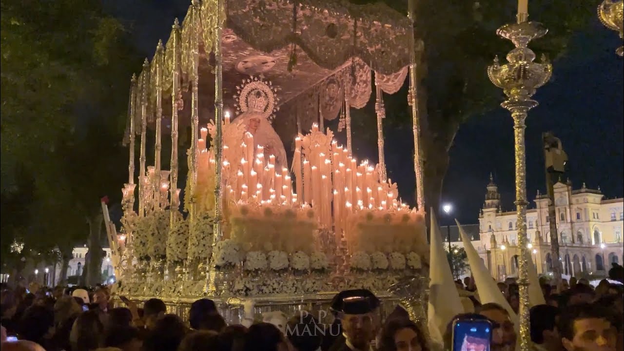 Virgen de La PAZ por la Plaza de España | Domingo de Ramos Sevilla 2025