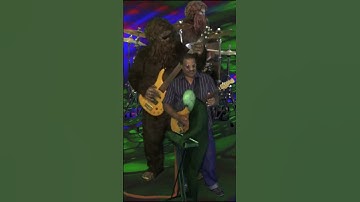 9th Fretless Stratocaster Jam With A Bigfoot  -  The Cello Connection.