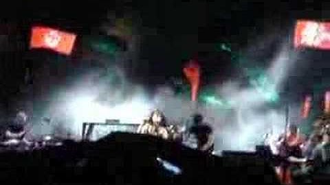 Bjork @ coachella - Pluto