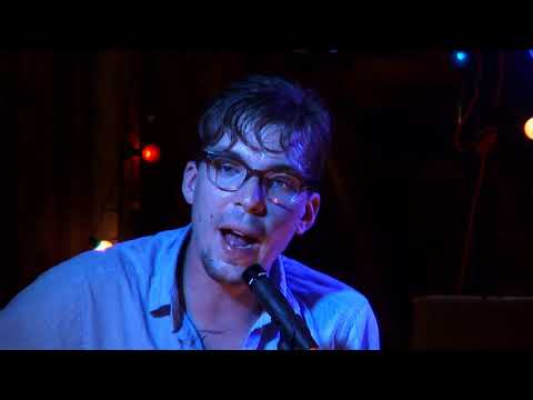 Mama's Eyes video by Justin Townes Earle