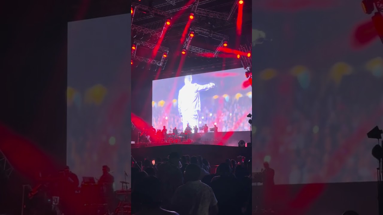 Víctor Manuel - Opening 