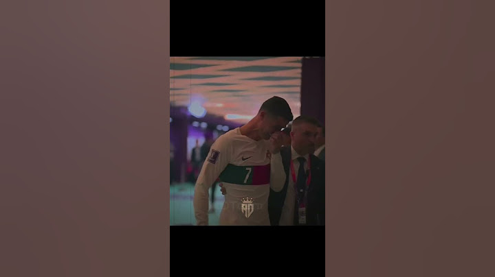 Ronaldo crying to the dress room..Ronaldo's last world cup match #football  #ronaldo #sad #end #4k