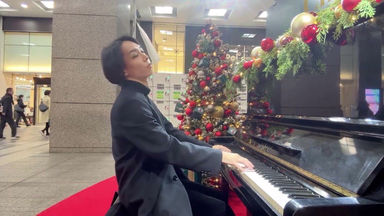 ストリートピアノ】Endless Rain/YOSHIKI(X JAPAN), 新宿 高島屋 - YouTube