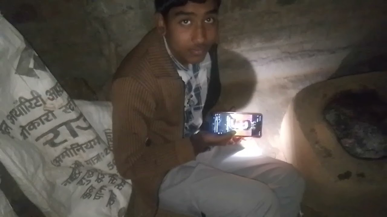 Friend Aaj Mere Yaha Khichri Bana Hai 🫕