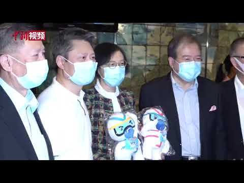 内地核酸检测队离港 香港民众欢送告别
