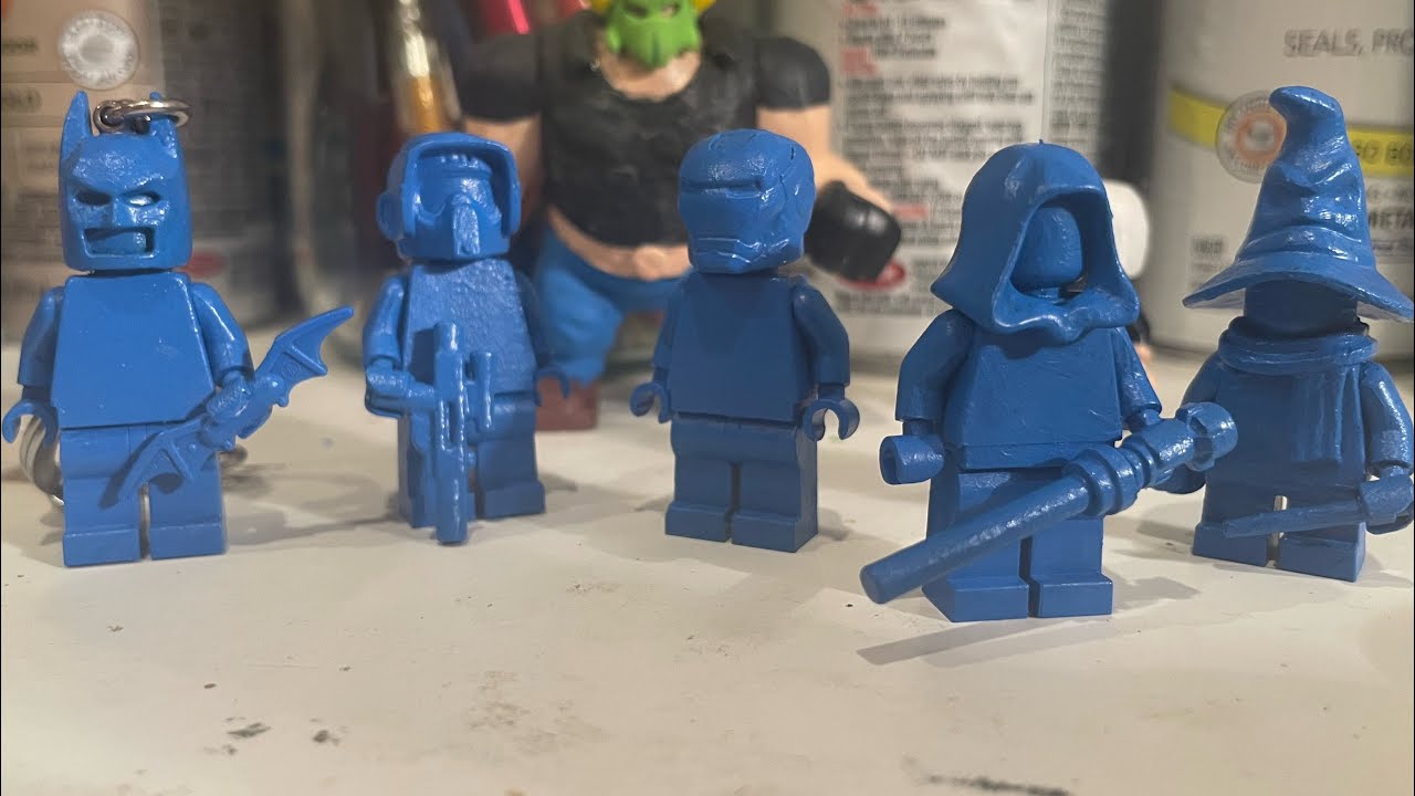 Custom Lego VIP blue mini figure showcase - YouTube