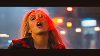 麥莉 MILEY - 撩動心弦 Bass Persuades (華納官方中字版)