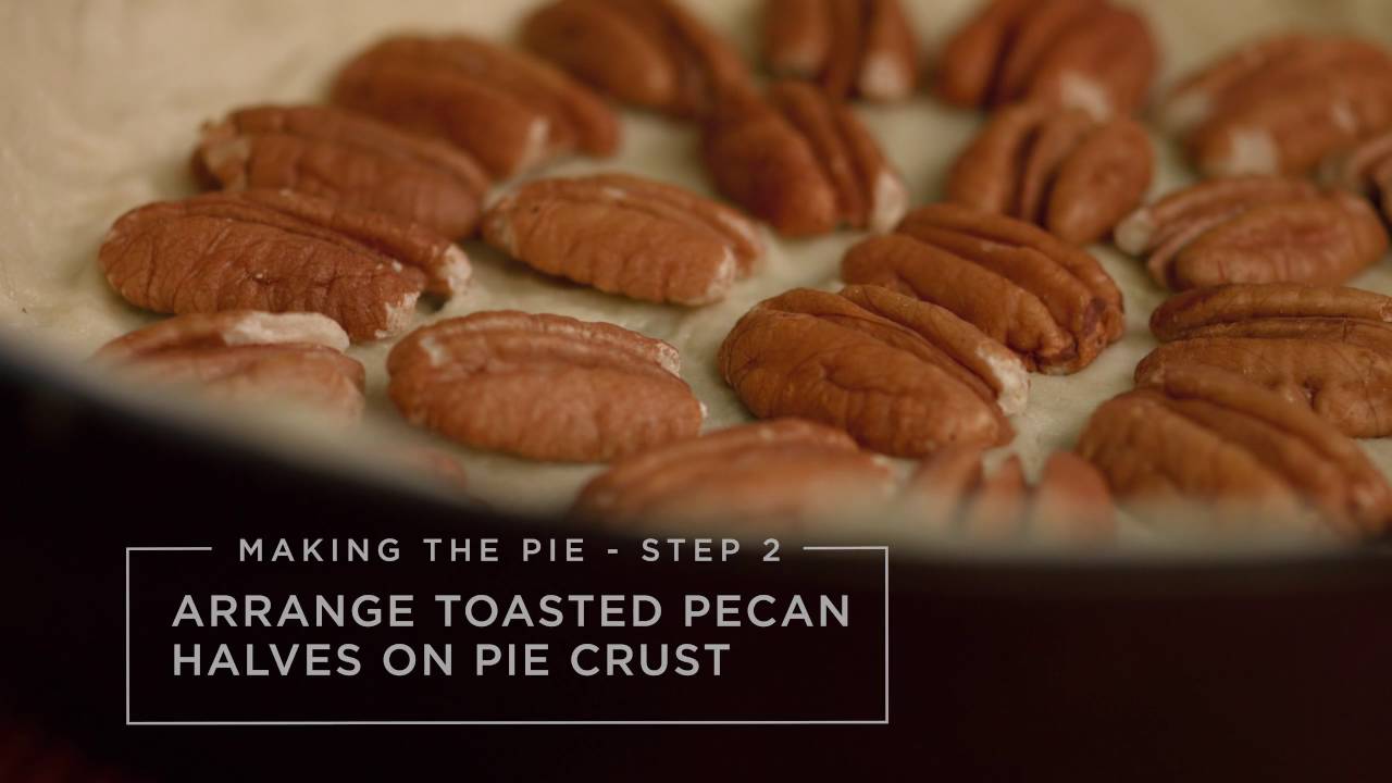 How to Make Classic Pecan Pie