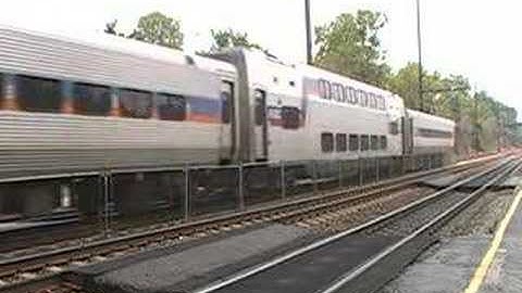 NB MARC GP-39 At Halethorpe