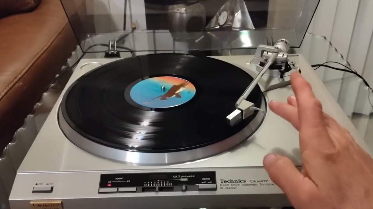 Technics SL-QX300 Turntable. Horiatis76.com - YouTube