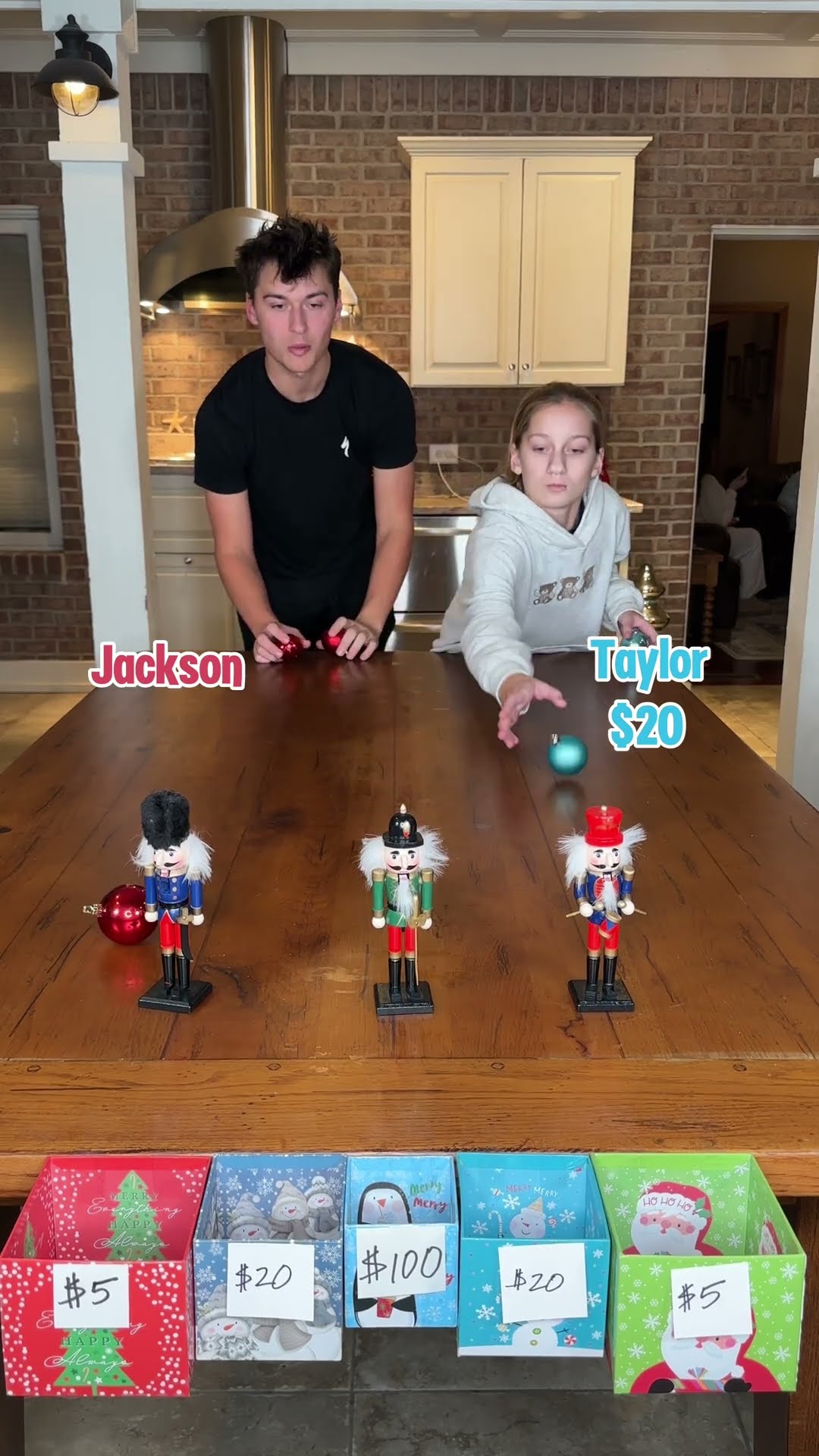 Brother vs. sister Christmas money ball! #christmasgames #holidaygames