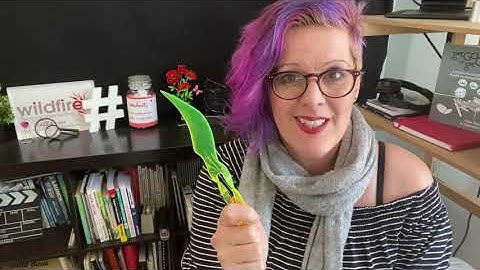Why it is Important to Learn How to Use LinkedIn // with Jo Saunders