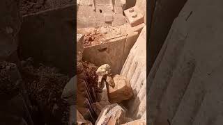 "Big Rock Crusher Machine:A Giant in Action"Big Rock Crushing: A Powerful Process"#stonecrusher