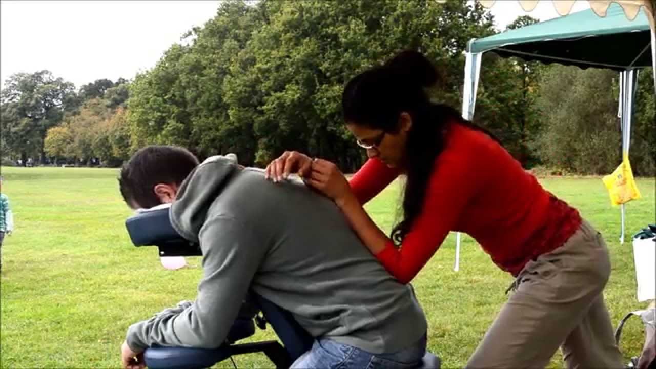Shiatsu Chair Massage Charity Pt2 Youtube and The Brilliant Shiatsu Chair Massage for Your house Shiatsu Chair Massage Charity Pt2 Youtube and The Brilliant Shiatsu Chair Massage for Your house