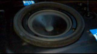Stock subwoofer Saab 9-5 wagon