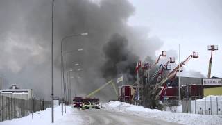 Kraftig industribrand i Veddesta