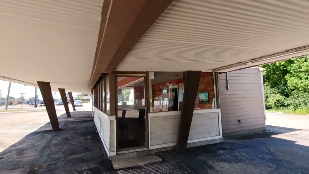 ABANDONED!!!! Drive In Restaurant. Danville IL YouTube