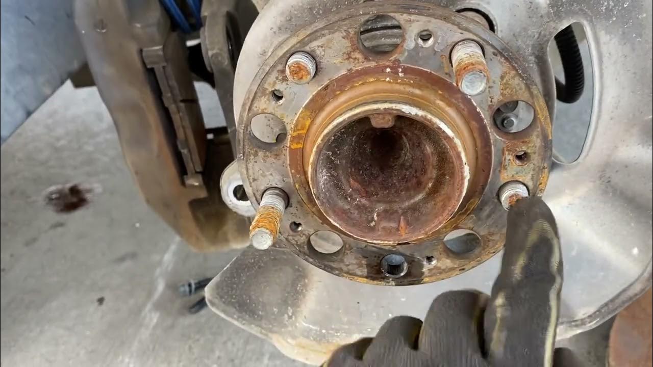 Hyundai Equus 2013 Lug Bolt replacement YouTube