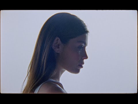 Leslie Medina - Fais comme ci (Clip officiel)