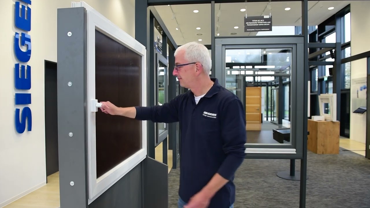 SIEGENIA EN: Opening restrictor safety variant