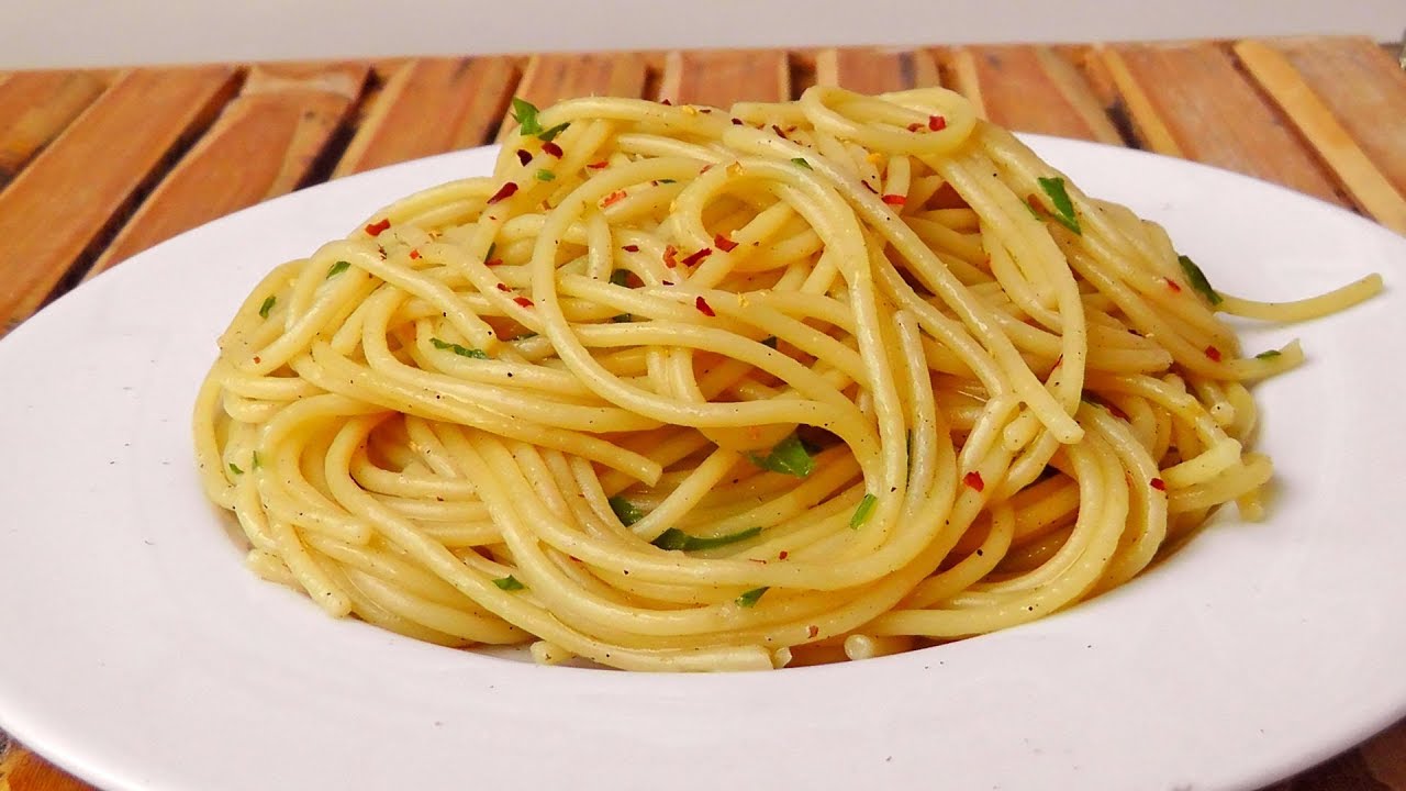 Spaghetti Alio Et Olio Spezial — Rezepte Suchen