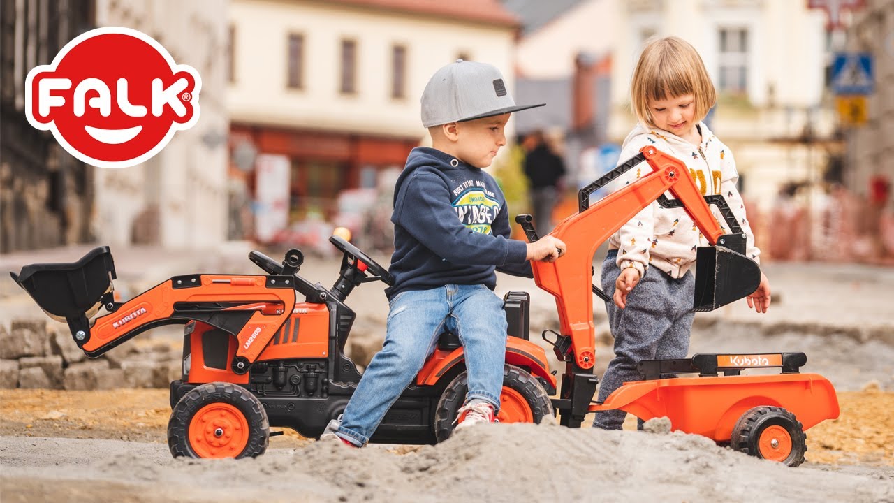 Tractopelle à pédales Komatsu avec excavatrice et remorque Falk