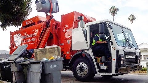 Brand New Mack LR / Amrep N3 Automated Garbage Truck
