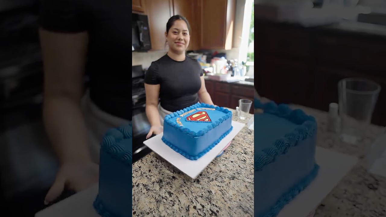 See How This Superman Cake Comes to Life!