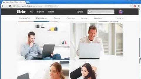 How to change the Flickr Photostream order?