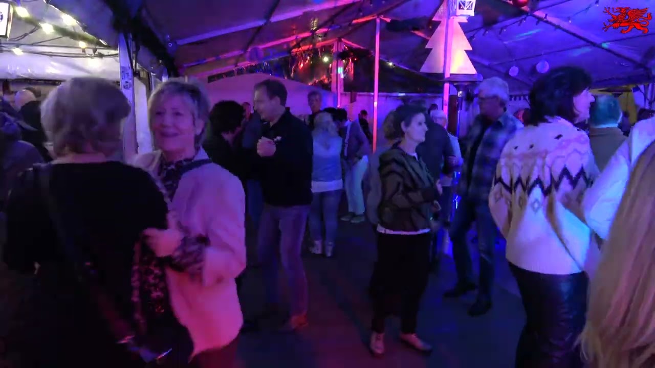 10.01.2026 Warnemünde: Große Abschiedsparty vom Treffpunkt am Riesenrad.