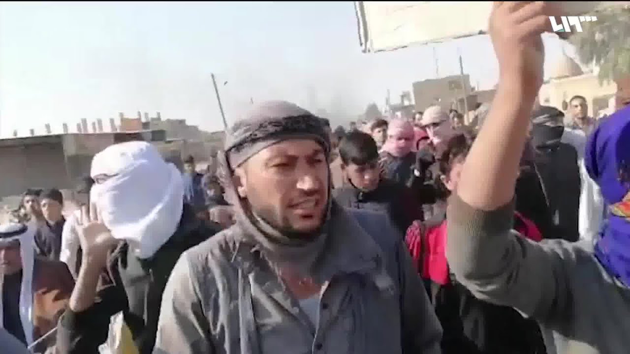 خروج مظاهرات شرقي دير الزور بعد اعتقال قسد والتحالف لامرأة في بلدة الصبحة