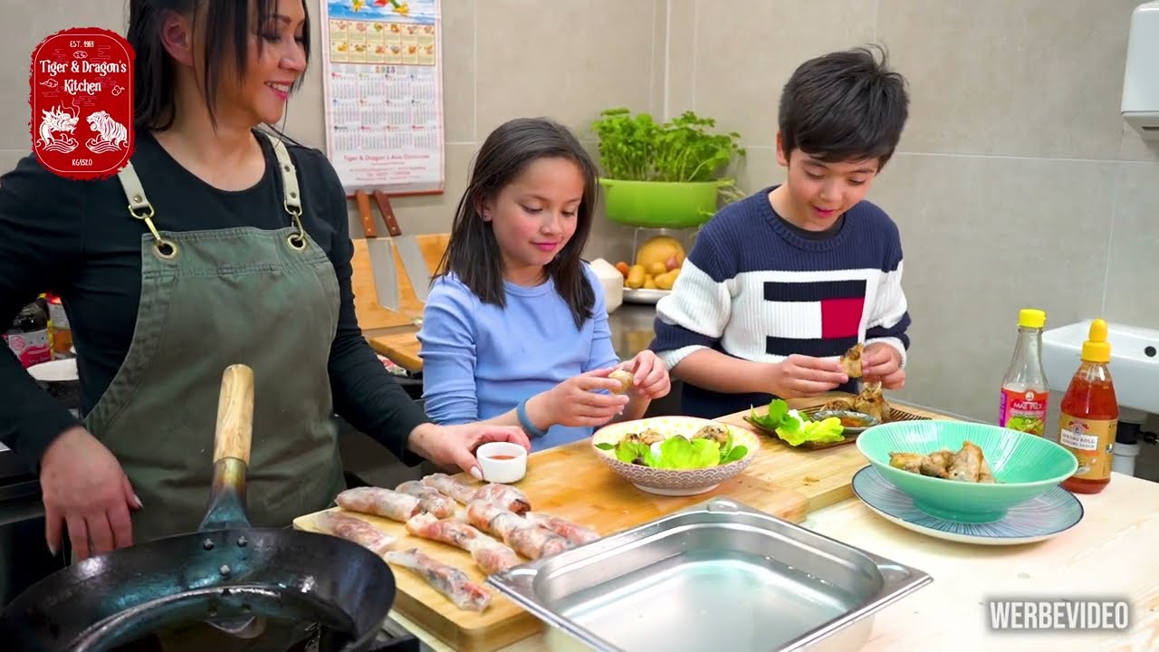 Cha Gio - Frühlingsrollen mit unseren Tiger & Dragon's Kids!