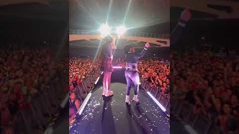 Mara Pavanelly e Pabllo Vittar Cantando Juntos Fortaleza - CE