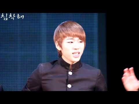 111001 {fancam} Lotte World Idol 7080 Concert - Smile Representative Zico