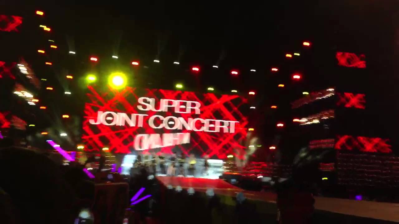 Girls' Generation's talk in Thai - Super Joint Concert (30