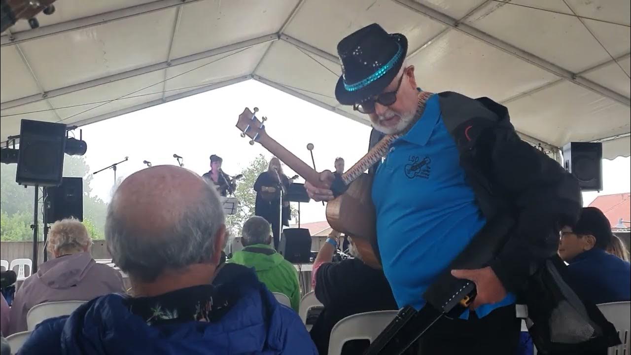 Blue Mountains Ukulele Festival... YouTube