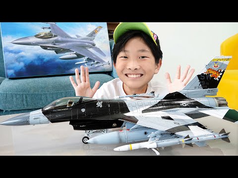 예준이의 비행기 박물관 전투기 장난감 조립놀이 Airplane Toy Assembly <strong>with</strong> Aircraft <strong>Museum</strong>