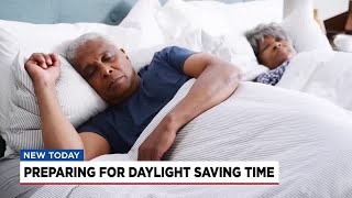 Neuroscientist gives advice on how to adjust sleep for Daylight Saving Time