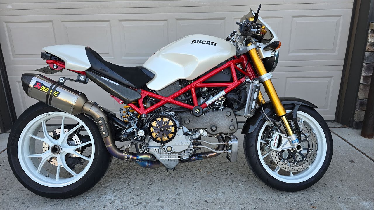 DUCATI モンスターS4RS 2006年◇フロントホイール◇ZDMM417AA6B085