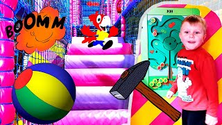 Indoor soft play area for kids. Fun with Denis and family screenshot 4
