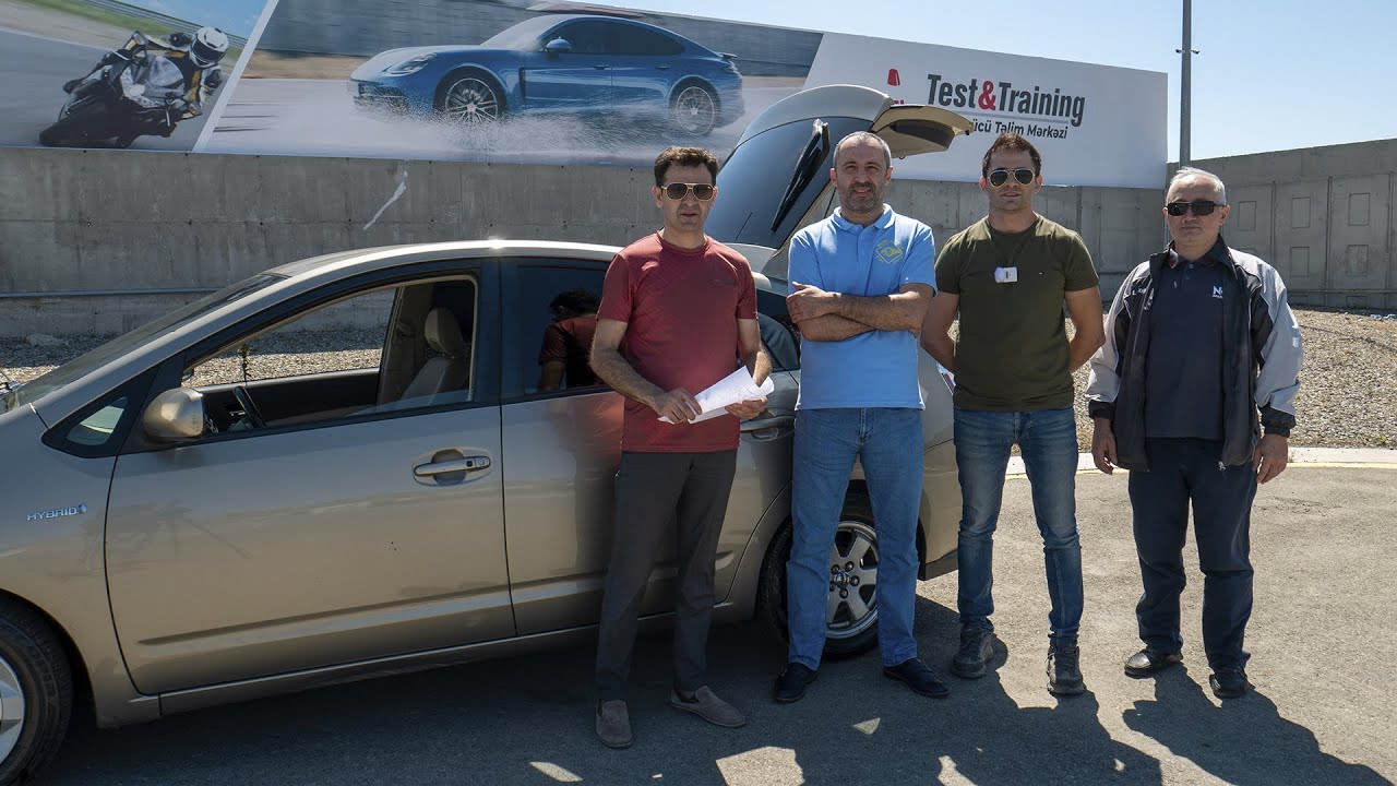 TOYOTA PRIUS ALIM YOXSA?